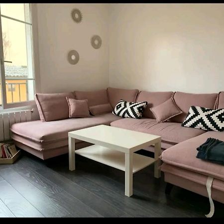 Massi'Z Apartment เนอยี-ซูร์-มาร์น ภายนอก รูปภาพ